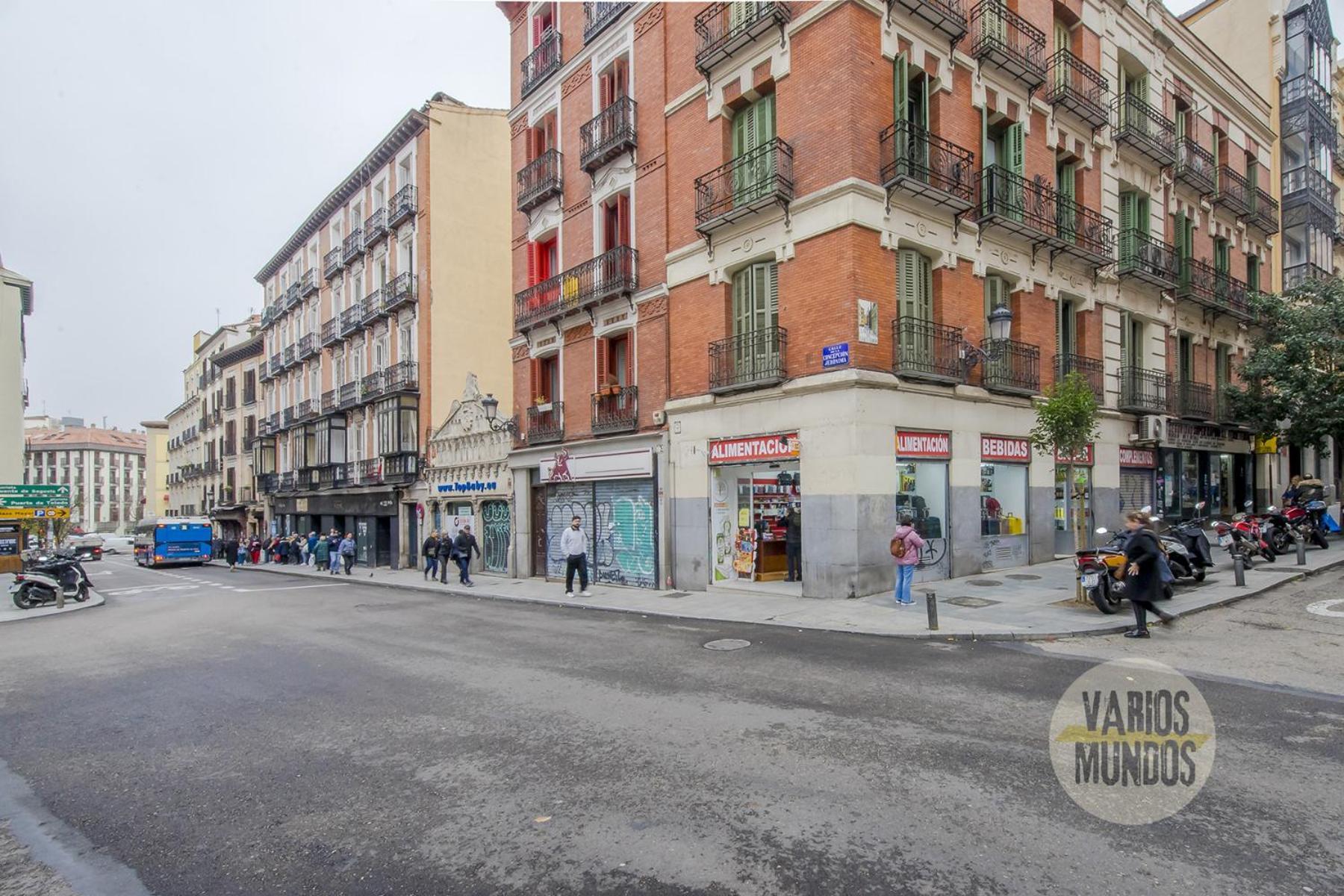 Oasis Para 3 En Sol, Descubre Concepcion Jeronima Madrid Buitenkant foto